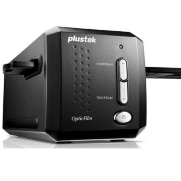 PlustekOpticFilm 8200i SE 35mm Film Slide Scanner